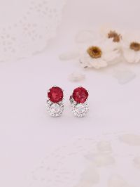 Sparkling Silver Classic Stud Earrings