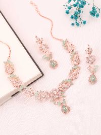 Discover the Allure of our Exquisite Rosegold Necklace set