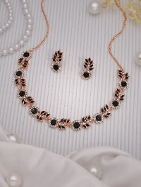 Elegant choker necklace and earring set with sparkling stones