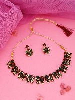 Shine Like Gold: Enhance Your Look with Polished Necklace Accents