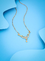 Timeless Pearl: Gold-Plated Stainless Steel Chain Necklace