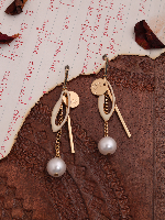 2 Year Warranty Vintage-Inspired Pearl Drop Earrings – Timeless and Elegant