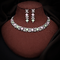 Radiant Silver Necklace Set for a Sparkling Finish