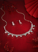 Elegant Silver Plated Necklace Set with Lavish Crystal Accents and Intricate Carvings for Weddings and Celebrations