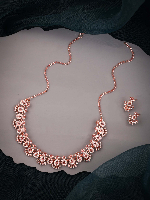 Chic Rose Gold Necklace Set with Intricate CZ Detailing – Ideal for Special Occasions Chic Rose Gold Necklace Set with Intricate CZ Detailing – Ideal for Special Occasions