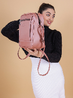 Chic Crocodile-Embossed Leather Handbag with Polished Metal Accents and Luxe Detailing