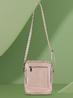 Modern Luxury Crossbody Bag in Pebbled Leather – Sleek, Versatile, and Effortlessly Elegant