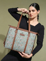 Fashionable Tote Bag for Girls – Lightweight, Stylish & Multi-Purpose Fashionable Tote Bag for Girls – Lightweight, Stylish & Multi-Purpose